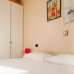 The By Design Lejlighed *